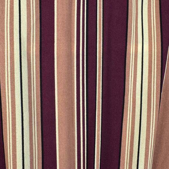 Xhilaration Wrap Dress Size Medium - Picture 5 of 7